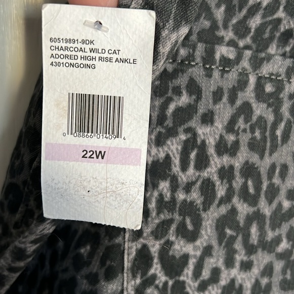 Jessica Simpson 22W adored high rise ankle - Picture 11 of 13